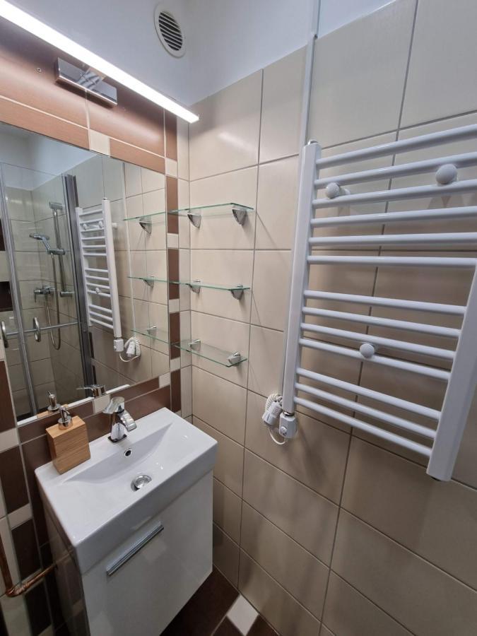 Appartement Flora Apartman à Szeged Extérieur photo